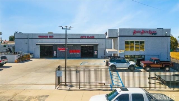 Listing Image #2 - Industrial for sale at 125 Yale, HMT CA 92544 Listing Image #2 - Industrial for sale at 125 Yale, HMT CA 92544
