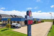 Retail for sale in Bloomington, IL
