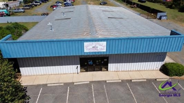 Listing Image #2 - Industrial for sale at 302 & 320 Valley Drive, Perry GA 31069 Listing Image #2 - Industrial for sale at 302 & 320 Valley Drive, Perry GA 31069
