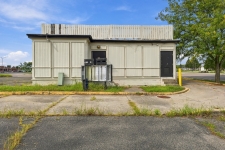 Listing Image #2 - Retail for sale at 332 W National Rd, Englewood OH 45322