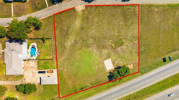 Listing Image #2 - Land for sale at 800 38th Street Southeast, Paris TX 75462 Listing Image #2 - Land for sale at 800 38th Street Southeast, Paris TX 75462