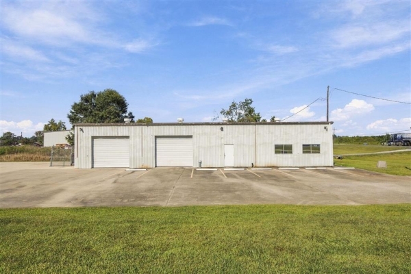 Listing Image #1 - Others for sale at 5608 E Us-90 Highway E, Lake Charles LA 70615 Listing Image #1 - Others for sale at 5608 E Us-90 Highway E, Lake Charles LA 70615