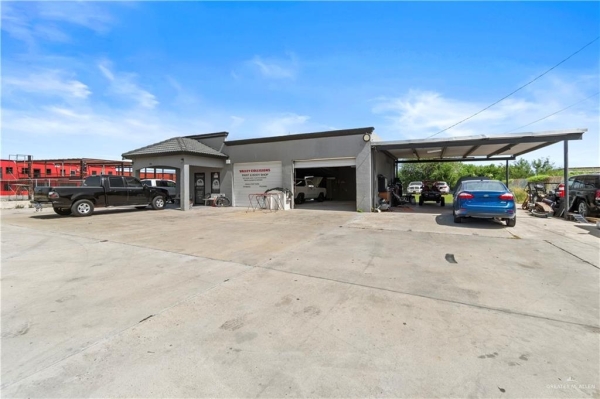 Listing Image #1 - Retail for sale at 1501 Expressway 83, Penitas TX 78576 Listing Image #1 - Retail for sale at 1501 Expressway 83, Penitas TX 78576