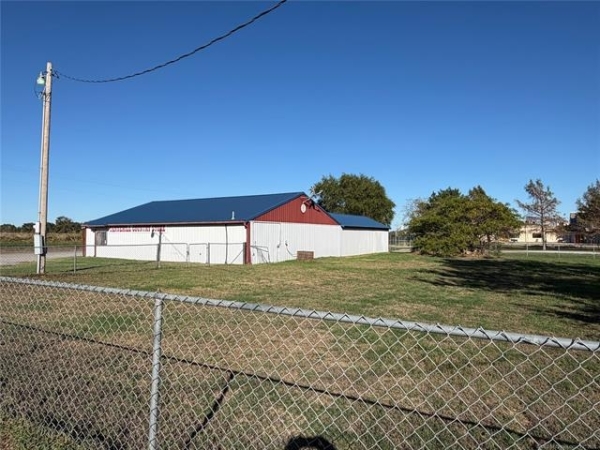 Listing Image #3 - Retail for sale at 9373 Tannehill Road, McAlester OK 74501 Listing Image #3 - Retail for sale at 9373 Tannehill Road, McAlester OK 74501