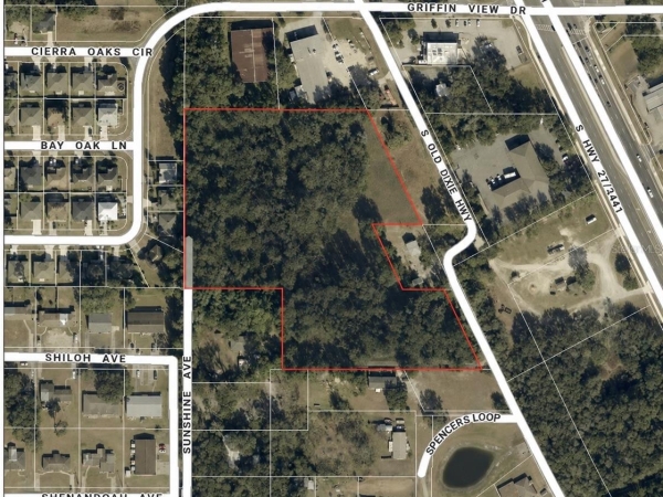Listing Image #2 - Others for sale at 413 Sunshine Avenue, LADY LAKE FL 32159 Listing Image #2 - Others for sale at 413 Sunshine Avenue, LADY LAKE FL 32159