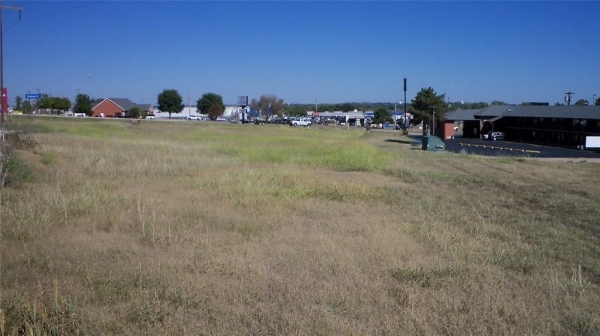 Listing Image #2 - Others for sale at 2215 S Weedn Boulevard, Purcell OK 73080 Listing Image #2 - Others for sale at 2215 S Weedn Boulevard, Purcell OK 73080