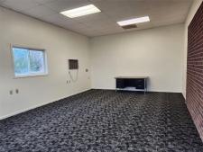 Listing Image #3 - Others for sale at 906 W 11th Street, Pella IA 50219