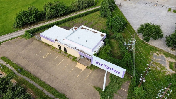 Listing Image #3 - Retail for sale at 13137 Willow Chase Dr., Houston TX 77070