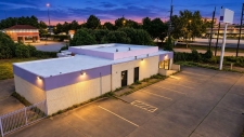 Listing Image #2 - Retail for sale at 13137 Willow Chase Dr., Houston TX 77070