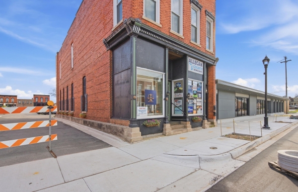 Listing Image #3 - Retail for sale at 221 Trowbridge Street, Allegan MI 49010 Listing Image #3 - Retail for sale at 221 Trowbridge Street, Allegan MI 49010