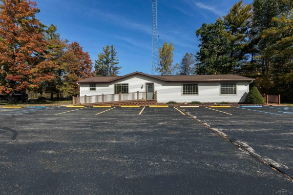 Listing Image #2 - Others for sale at 35 E M61, Gladwin MI 48624 Listing Image #2 - Others for sale at 35 E M61, Gladwin MI 48624