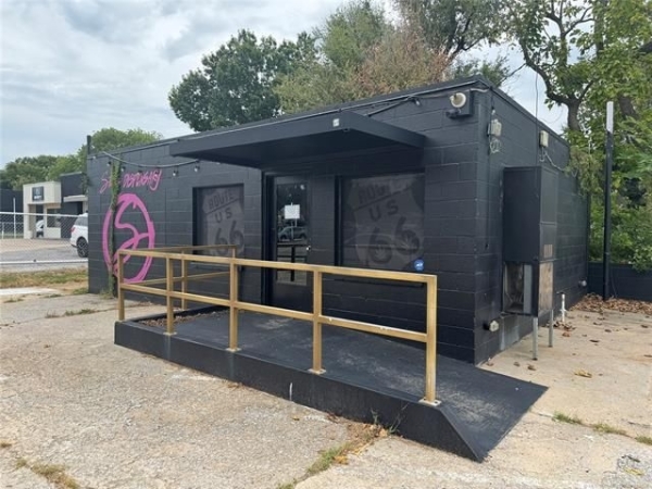 Listing Image #2 - Office for sale at 4210 East 11th Street, Tulsa OK 74112 Listing Image #2 - Office for sale at 4210 East 11th Street, Tulsa OK 74112