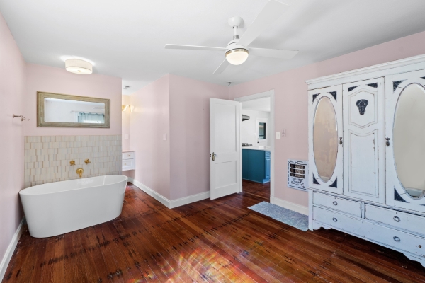 Listing Image #5 - Others for sale at 2702 S 2ND ST, Austin TX 78704