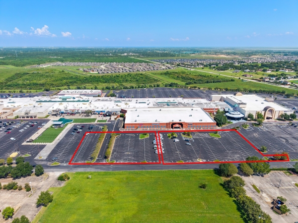 Listing Image #1 - Land for sale at 10000 Emmett F Lowry Expy, Texas City TX 77591 Listing Image #1 - Land for sale at 10000 Emmett F Lowry Expy, Texas City TX 77591