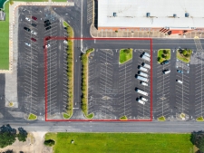 Listing Image #9 - Land for sale at 10000 Emmett F Lowry Expy, Texas City TX 77591