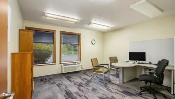 Listing Image #6 - Office for sale at 3630 Capital Avenue, SW, Battle Creek MI 49015