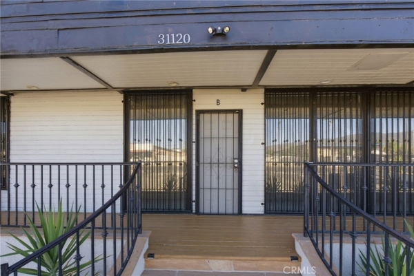 Listing Image #3 - Retail for sale at 31120 Riverside, Lake Elsinore CA 92530 Listing Image #3 - Retail for sale at 31120 Riverside, Lake Elsinore CA 92530