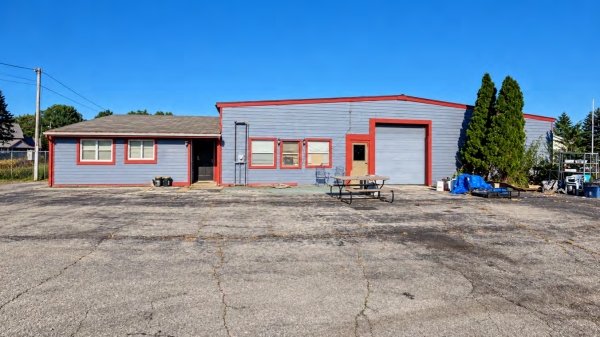 Listing Image #1 - Retail for sale at 33934 U.S. - 12, Milton MI 49120