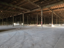 Listing Image #2 - Industrial for sale at 1000 14th St, Charleston IL 61920