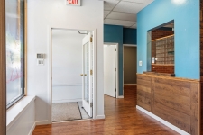 Listing Image #3 - Retail for sale at 2972 -C Chain Bridge Rd, Oakton VA 22124
