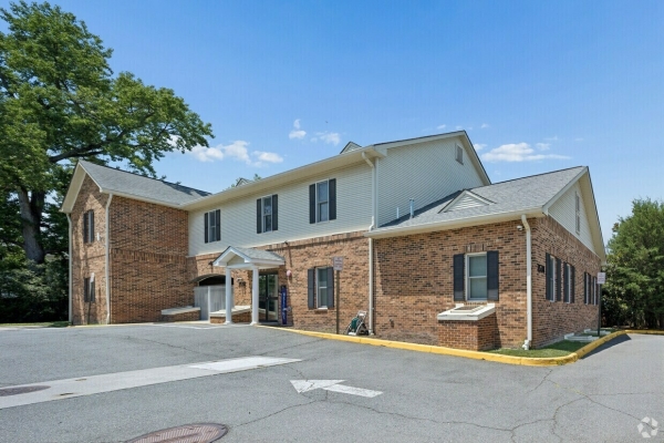 Listing Image #1 - Others for sale at 3538 Moncure Avenue, Falls Church VA 22041 Listing Image #1 - Others for sale at 3538 Moncure Avenue, Falls Church VA 22041
