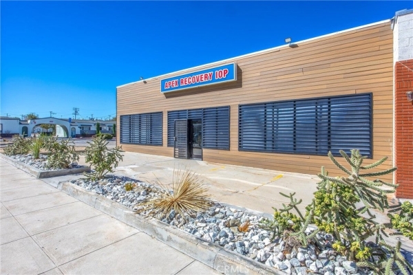 Listing Image #2 - Retail for sale at 15614 8th, Victorville CA 92395 Listing Image #2 - Retail for sale at 15614 8th, Victorville CA 92395