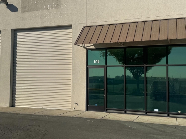 Listing Image #2 - Others for sale at 616 Commerce Court, Manteca CA 95336