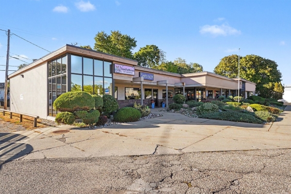 Listing Image #2 - Retail for sale at 1030 S Mission 1029 S Mission, Mt Pleasant MI 48858 Listing Image #2 - Retail for sale at 1030 S Mission 1029 S Mission, Mt Pleasant MI 48858