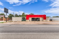 Retail property for sale in Cameron, TX