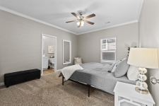 Listing Image #3 - Multi-Use for sale at 3004 Bales Way, Jeffersonville IN 47130