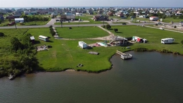 Listing Image #3 - Land for sale at 2017 Highway 87, Crystal Beach TX 77650 Listing Image #3 - Land for sale at 2017 Highway 87, Crystal Beach TX 77650