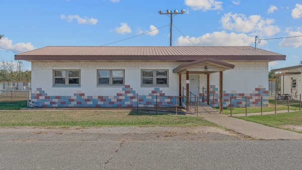 Listing Image #1 - Retail for sale at 102 Douglas, Arbyrd MO 63821 Listing Image #1 - Retail for sale at 102 Douglas, Arbyrd MO 63821