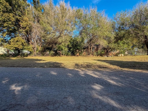 Listing Image #3 - Land for sale at 215 W Florida Avenue, Anadarko OK 73005 Listing Image #3 - Land for sale at 215 W Florida Avenue, Anadarko OK 73005