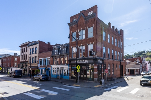 Listing Image #1 - Retail for sale at 1500 E Carson Street, Pittsburgh PA 15203
