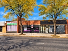 Retail for sale in Chicago, IL