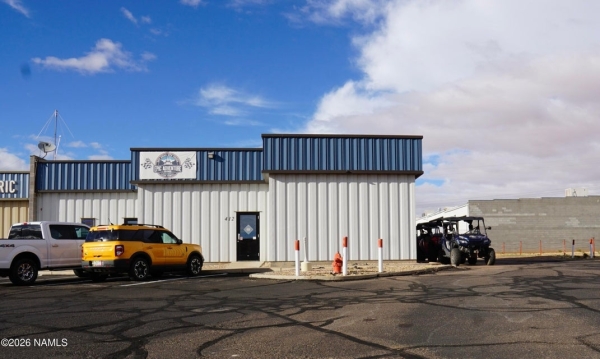 Listing Image #1 - Others for sale at 412 Haul RD, Page AZ 86040