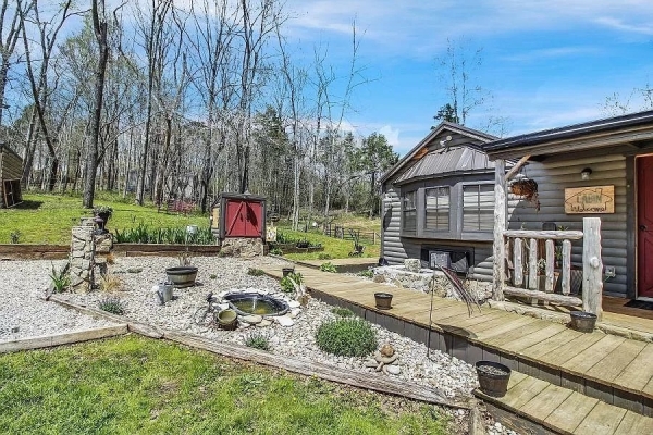 Listing Image #2 - Others for sale at 288 Olive Avenue, Bonnieville KY 42713 Listing Image #2 - Others for sale at 288 Olive Avenue, Bonnieville KY 42713