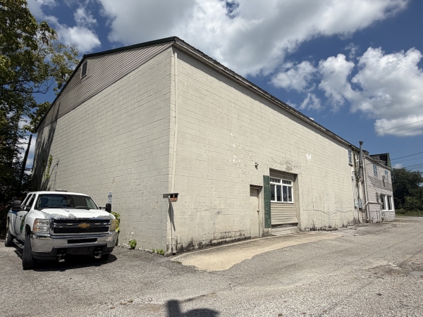 Listing Image #3 - Office for sale at 1257 South Main Street, London KY 40741