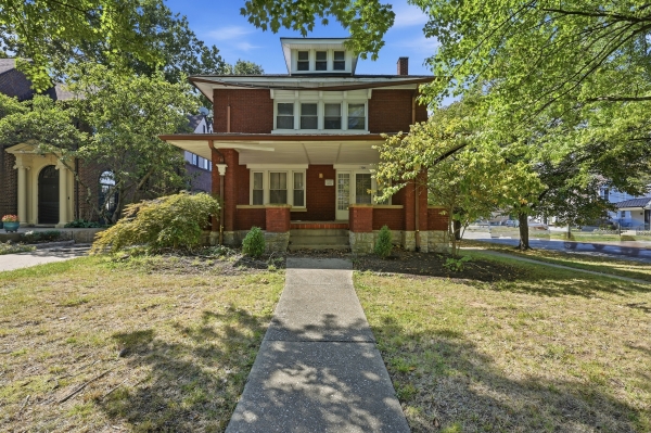 Listing Image #1 - Others for sale at 700 Bullock Place, Lexington KY 40508