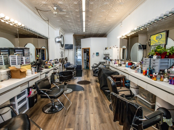Listing Image #2 - Retail for sale at 228 Martin Luther King Jr Dr, Jackson MI 49201