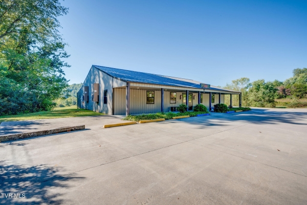 Listing Image #1 - Others for sale at 5045 Memorial Boulevard, Kingsport TN 37664 Listing Image #1 - Others for sale at 5045 Memorial Boulevard, Kingsport TN 37664