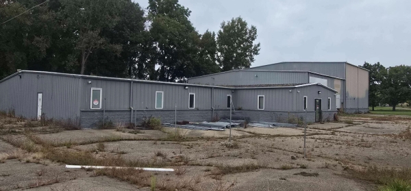 Listing Image #2 - Industrial for sale at 1009 Industrial Boulevard, Albion MI 49224