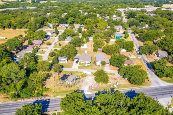 Listing Image #1 - Others for sale at 200 S Parkway Drive, Alvarado TX 76009 Listing Image #1 - Others for sale at 200 S Parkway Drive, Alvarado TX 76009