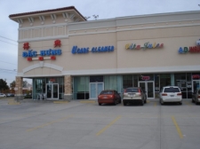 Listing Image #1 - Shopping Center for sale at 12315 Bellaire Blvd., Houston TX 77072