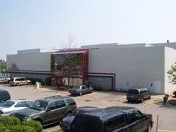 Listing Image #1 - Retail for sale at 7955 Broadview Road, Broadview Heights OH 44147