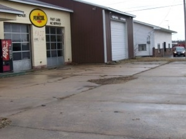 Listing Image #1 - Business for sale at 401 W. 12th Street, Lamar MO 64759