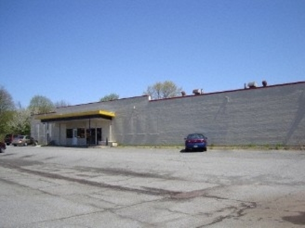 Listing Image #1 - Retail for sale at 445 W. Schuylkill Rd, Phoenixville PA 19460