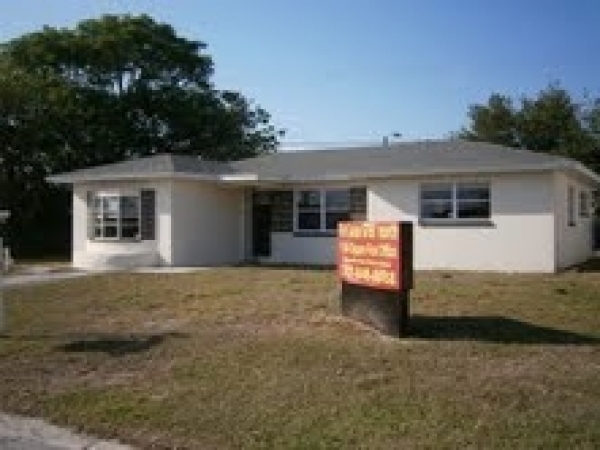 Listing Image #1 - Office for sale at 7015 Bougenville, Port Richey FL 34668