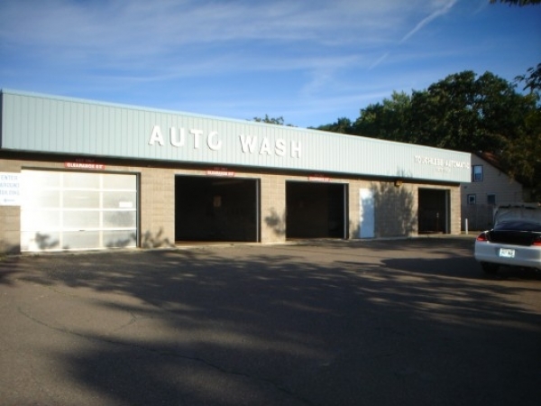 Listing Image #1 - Business for sale at 2925 Starr Ave., Eau Claire WI 54703