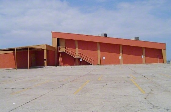 Listing Image #1 - Retail for sale at 6825 W Wilshire, Oklahoma City OK 73132